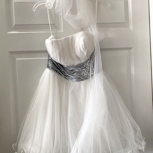 Frilly gray white prom dress